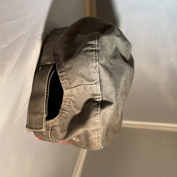 Woman’s DPC hat - Picture 2 of 3